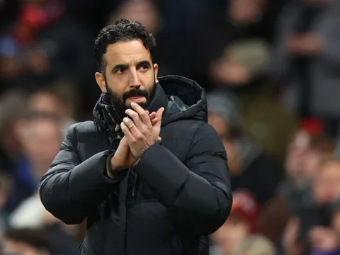 AC Milan trao cơ hội làm lại cho Amorim