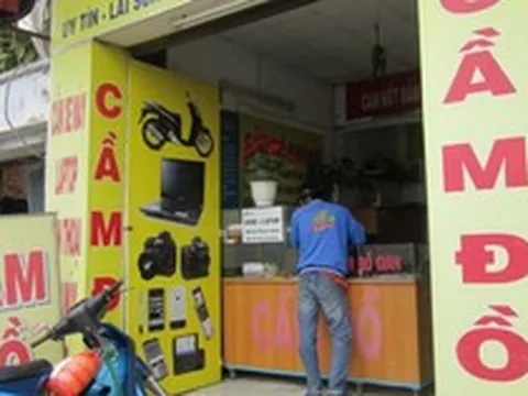 Dịch vụ cầm đồ đang "ăn nên làm ra" ở Việt Nam như thế nào?