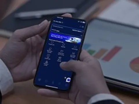 Vì sao ngân hàng phải giám sát 24/7 các giao dịch chuyển tiền online của người dân?