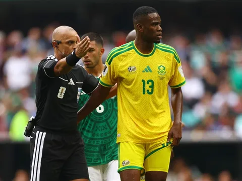 Màn ra mắt thảm họa tại World Cup