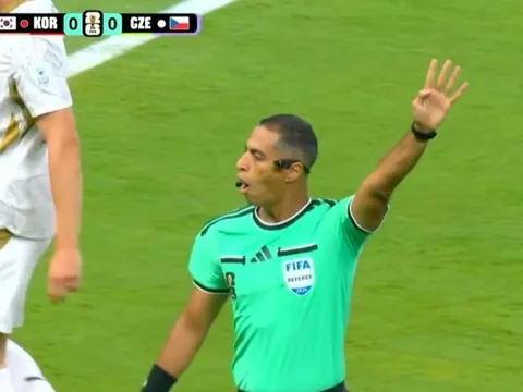 Hình ảnh chưa từng có ở World Cup