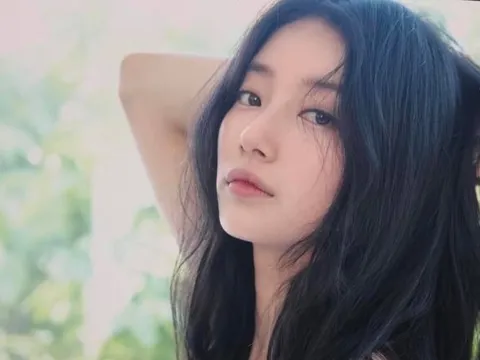 Suzy chứng minh đẳng cấp mỹ nhân Hàn, nhan sắc đẹp bất chấp góc máy