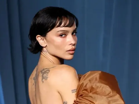 Nữ diễn viên Zoë Kravitz chia sẻ quan điểm về các phương pháp phẫu thuật thẩm mỹ
