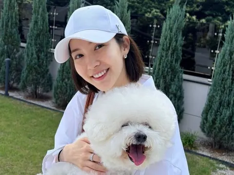 Park Min Young khoe mặt mộc ở tuổi U40