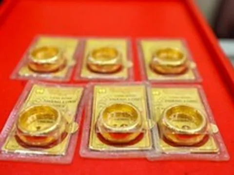 Giá vàng đảo chiều, người mua vàng vui trở lại