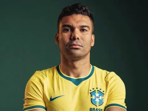 Casemiro hứng chịu phẫn nộ