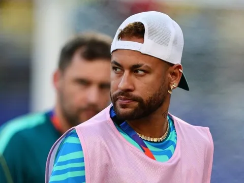 Tình trạng mờ mịt của Neymar