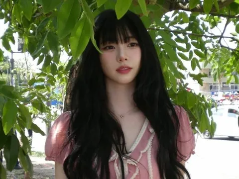 Karina (aespa) gây sốt với nhan sắc trong trẻo