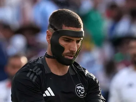 Con trai Zidane có ngày ra mắt khó quên ở World Cup