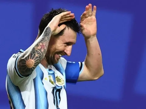 Messi gây chấn động truyền thông thế giới