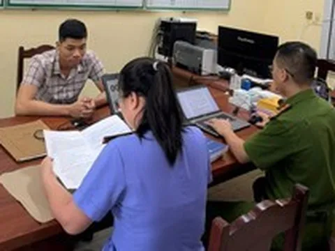 Bán hơn 2 tỷ đồng tiền hàng nhưng không xuất hóa đơn và kê khai với cơ quan thuế, một chủ doanh nghiệp bị khởi tố