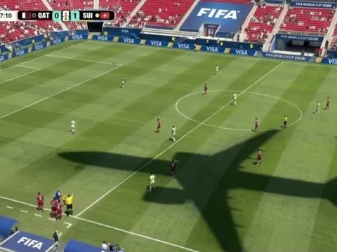 Bóng máy bay gây sốt World Cup