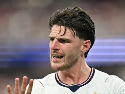 Declan Rice chấn thương?