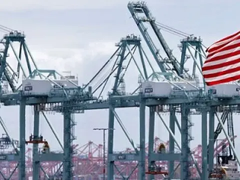 Thỏa thuận hòa bình Mỹ-Iran đã 'chốt' xong, Tổng thống Trump lại tập trung vào vấn đề thuế quan