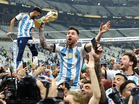 Những đội vô địch World Cup dù gây thất vọng ở trận đầu tiên