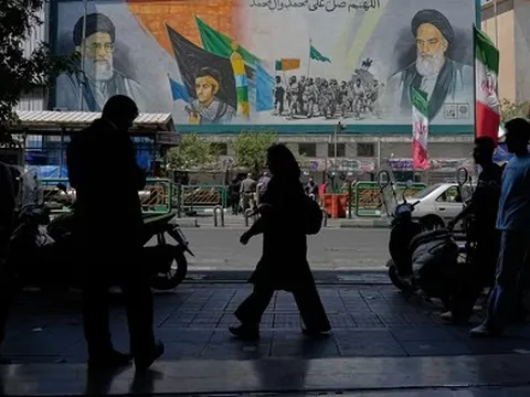 Sau cuộc chiến với Mỹ và Israel, nền kinh tế Iran được gì và mất gì?