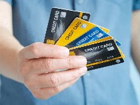 Chỉ trả số tiền tối thiểu thẻ tín dụng: Khoản nào sẽ bị tính lãi?