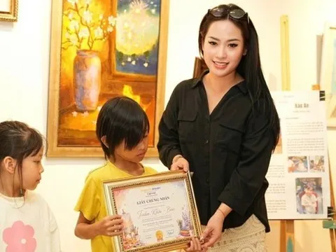 Diễm Hằng ‘Nhật ký Vàng Anh’ giúp trẻ em kể chuyện bằng sắc màu và ngôn ngữ thế giới