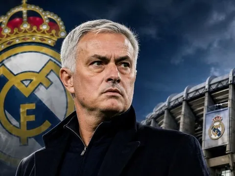 Real Madrid trao quyền lực chưa từng có cho Mourinho