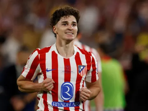 Julian Alvarez muốn rời Atletico Madrid