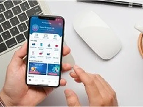 Chuyển tiền online vì sao luôn nằm trong diện giám sát 24/7?