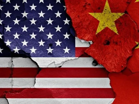 Trung Quốc tung đòn đáp trả trực tiếp Mỹ, căng thẳng thương mại và công nghệ leo thang