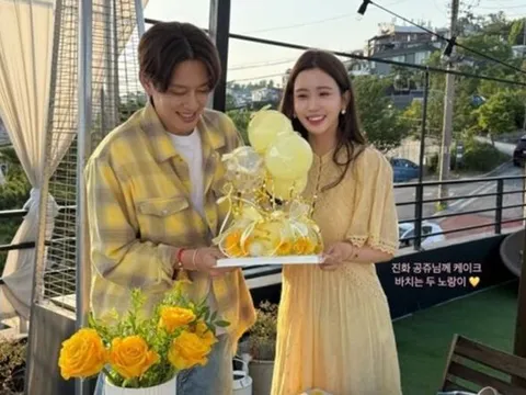 Lee Da Hae gây chú ý với bụng bầu sau khi công bố mang thai ở tuổi 42