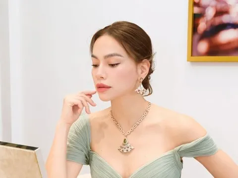 Nhan sắc sáng bừng của Hồ Ngọc Hà tại sự kiện quốc tế