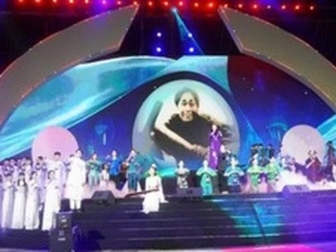 Chương trình nghệ thuật đặc biệt tôn vinh hình ảnh 'Mẹ Quê hương', 'Mẹ Tổ quốc'