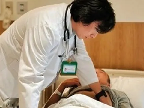 Tưởng đau đầu vì nắng nóng, không ngờ bị xuất huyết não