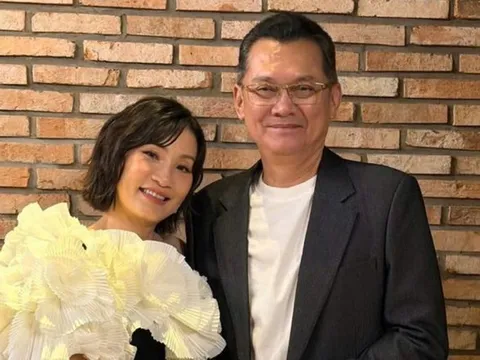 Tình yêu bền chặt của NSƯT Hữu Châu và Hồng Đào