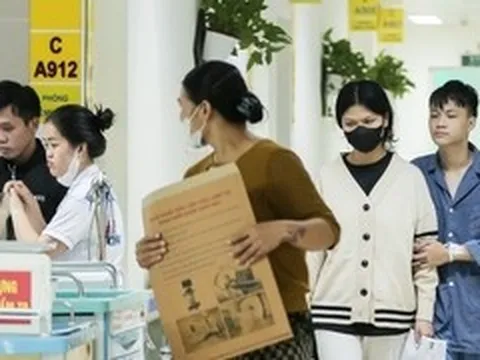 Đề xuất miễn phí bảo hiểm y tế cho người từ 65 tuổi, Bộ Y tế nói gì?