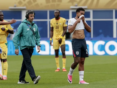 Tuyển Anh đón tin dữ về Reece James