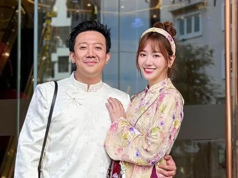 Hari Won bất ngờ báo tin về Trấn Thành từ Hàn Quốc