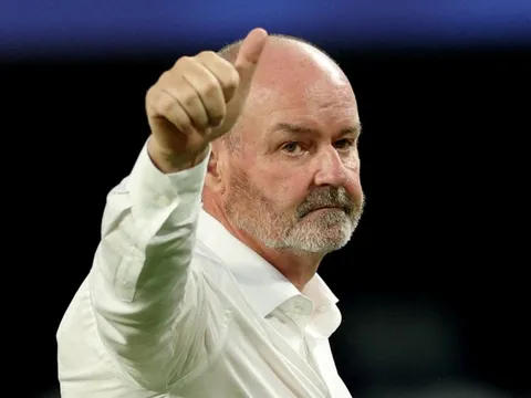 HLV đầu tiên rời ghế nóng ngay sau World Cup 2026