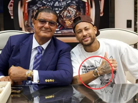 Neymar chi triệu USD giữa ngày nghỉ World Cup