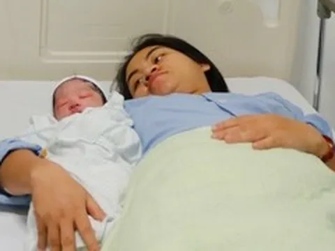 Tiếng khóc chào đời đầu tiên tại Bệnh viện Bạch Mai cơ sở Ninh Bình