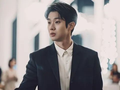 Choi Woo Shik lên tiếng sau tranh cãi