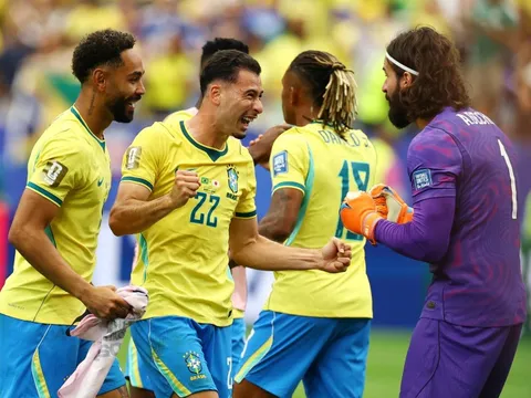 Báo Brazil thừa nhận Selecao 'sống sót' trước Nhật Bản