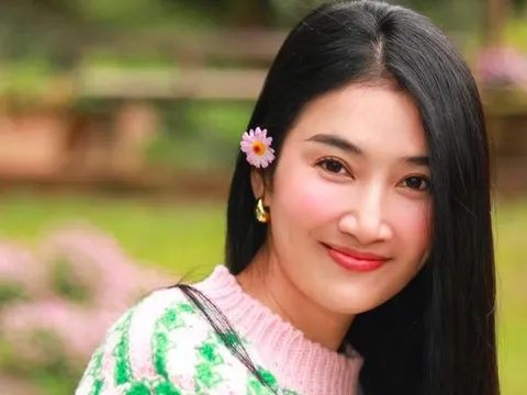 'Nữ hoàng phim xưa' Quỳnh Lam khoe vẻ đẹp không tuổi gây sốt