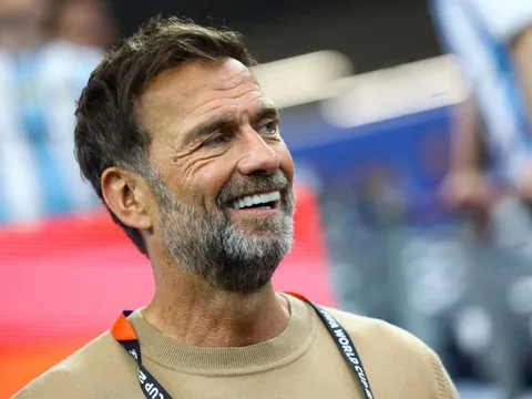 Tuyển Đức trả phí khổng lồ để mời Klopp