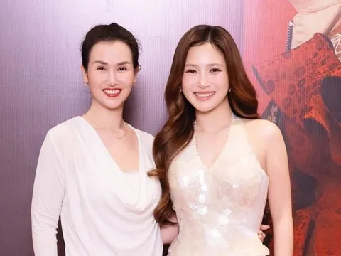 Tuyên bố gây chú ý của Võ Hạ Trâm với Hương Tràm