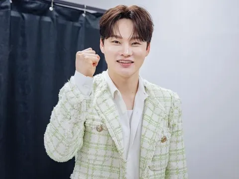 Park Seo Jin suýt gây sự cố phát sóng vì bất ngờ mất tập trung