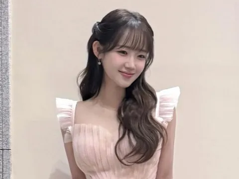 Choi Yoo Jung gây sốc khi tiết lộ từng lén uống thuốc giảm cân