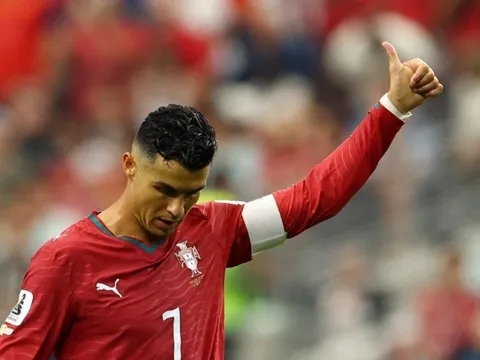 Ronaldo xác nhận chia tay World Cup