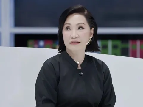 Thế khó cho Hồng Đào khi đi thêm bước nữa