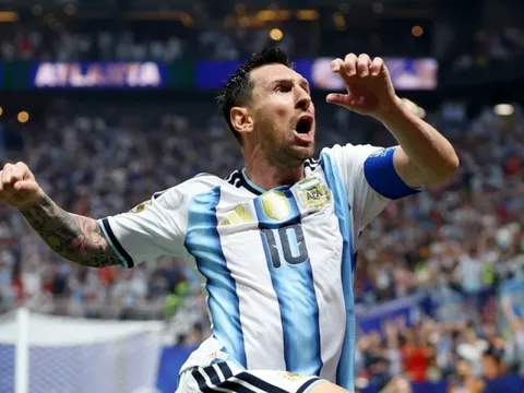 Báo chí thế giới dùng hết mỹ từ ca ngợi Messi và Argentina