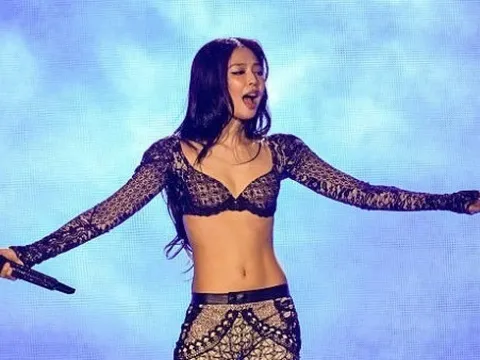 Jennie trở thành nghệ sĩ chính tại hai lễ hội âm nhạc lớn ở châu Âu