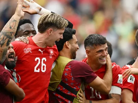 Thụy Sĩ đi vào lịch sử World Cup