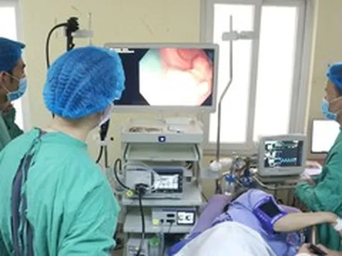 Tự uống lại thuốc theo đơn cũ phải nhập viện vì biến chứng nguy hiểm